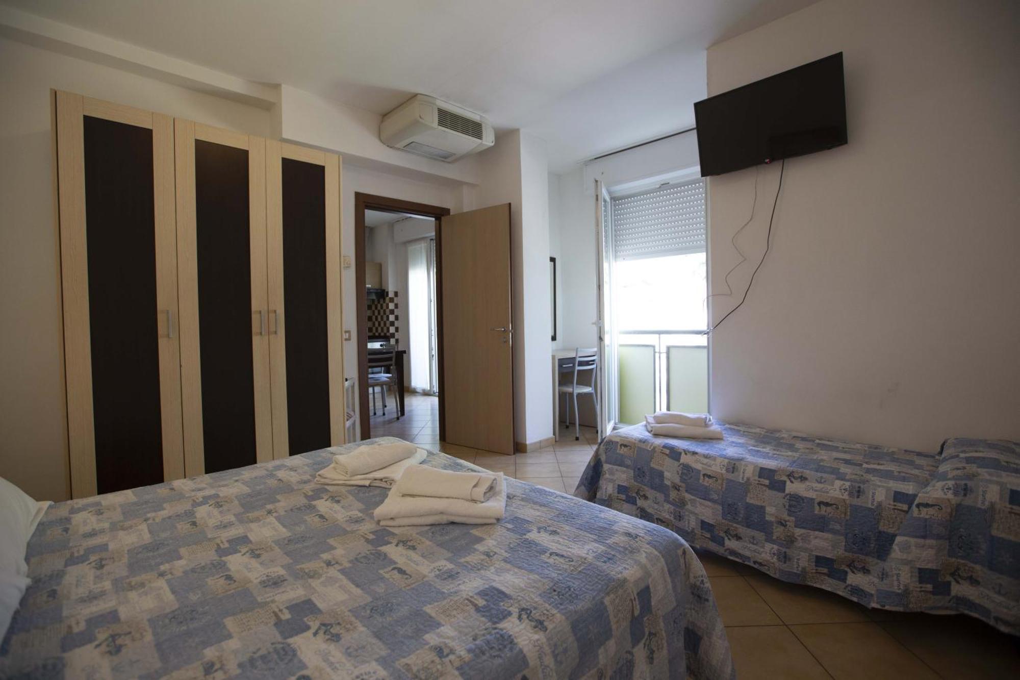 Residence Eurogarden Rimini Luaran gambar